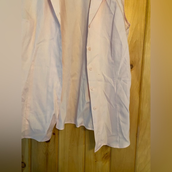 Jones Wear Essentials Women’s Light Pink Button-Down Tank Top - Picture 7 of 7